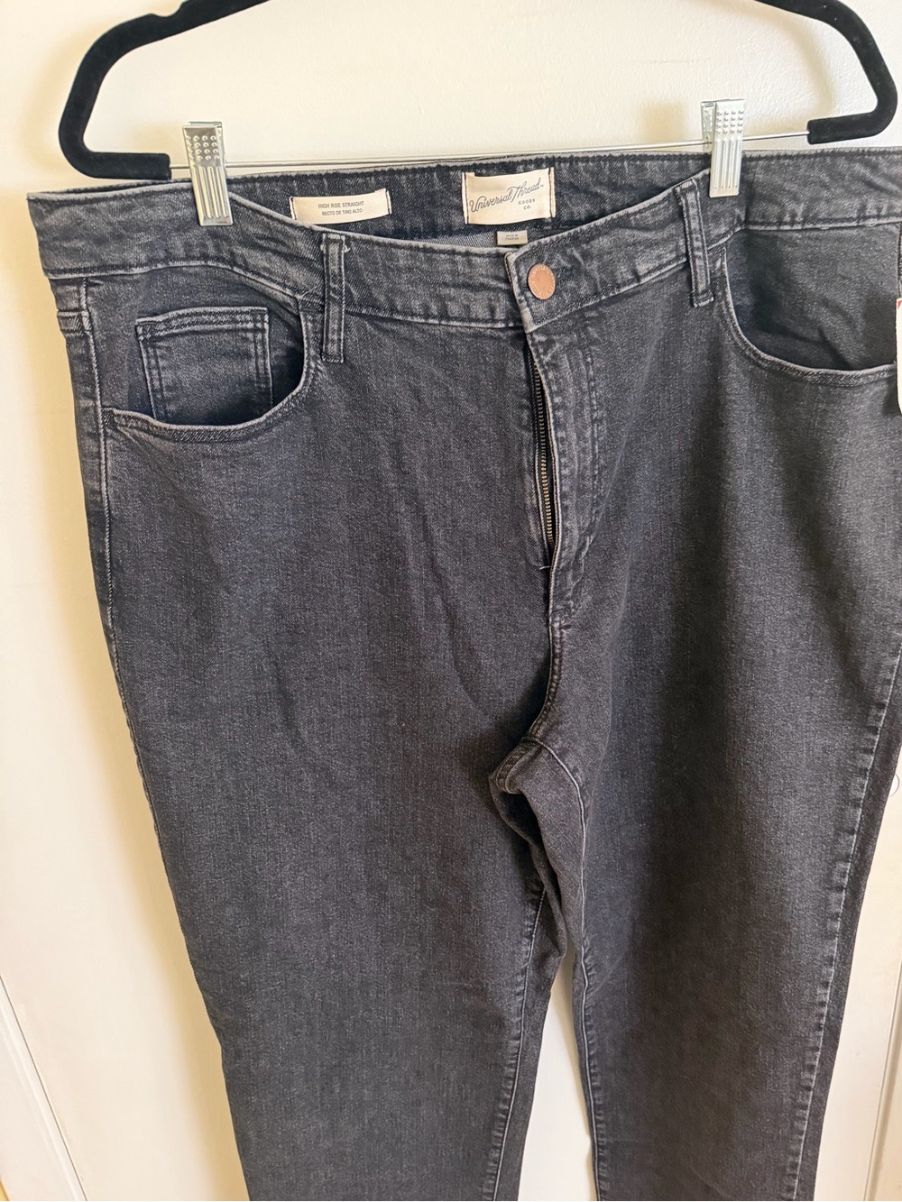 Universal Thread Black Wash Cropped High-Rise Jeans